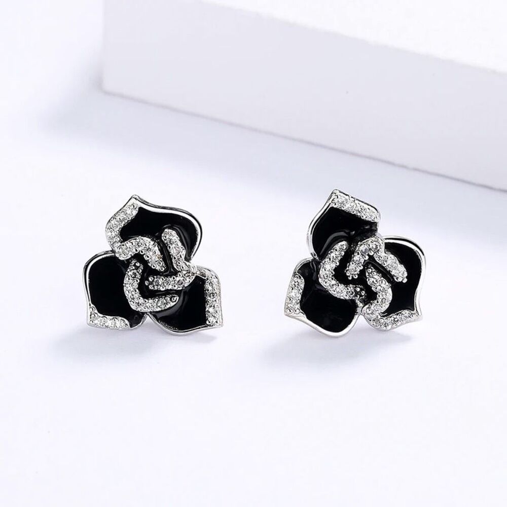 Elegant Black Rose Pendant Earrings Silver Enamel Rhinestone Crystal Floral